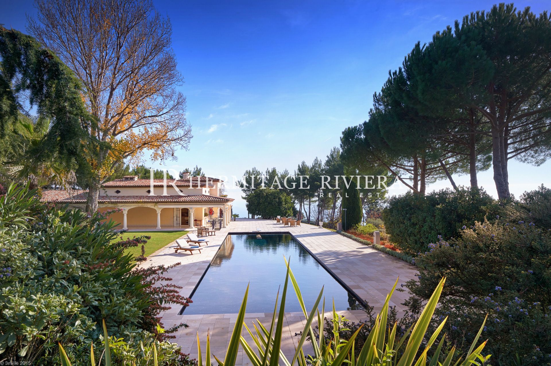 Stunning property - Tennis court - Football field - Heliport (image 5)