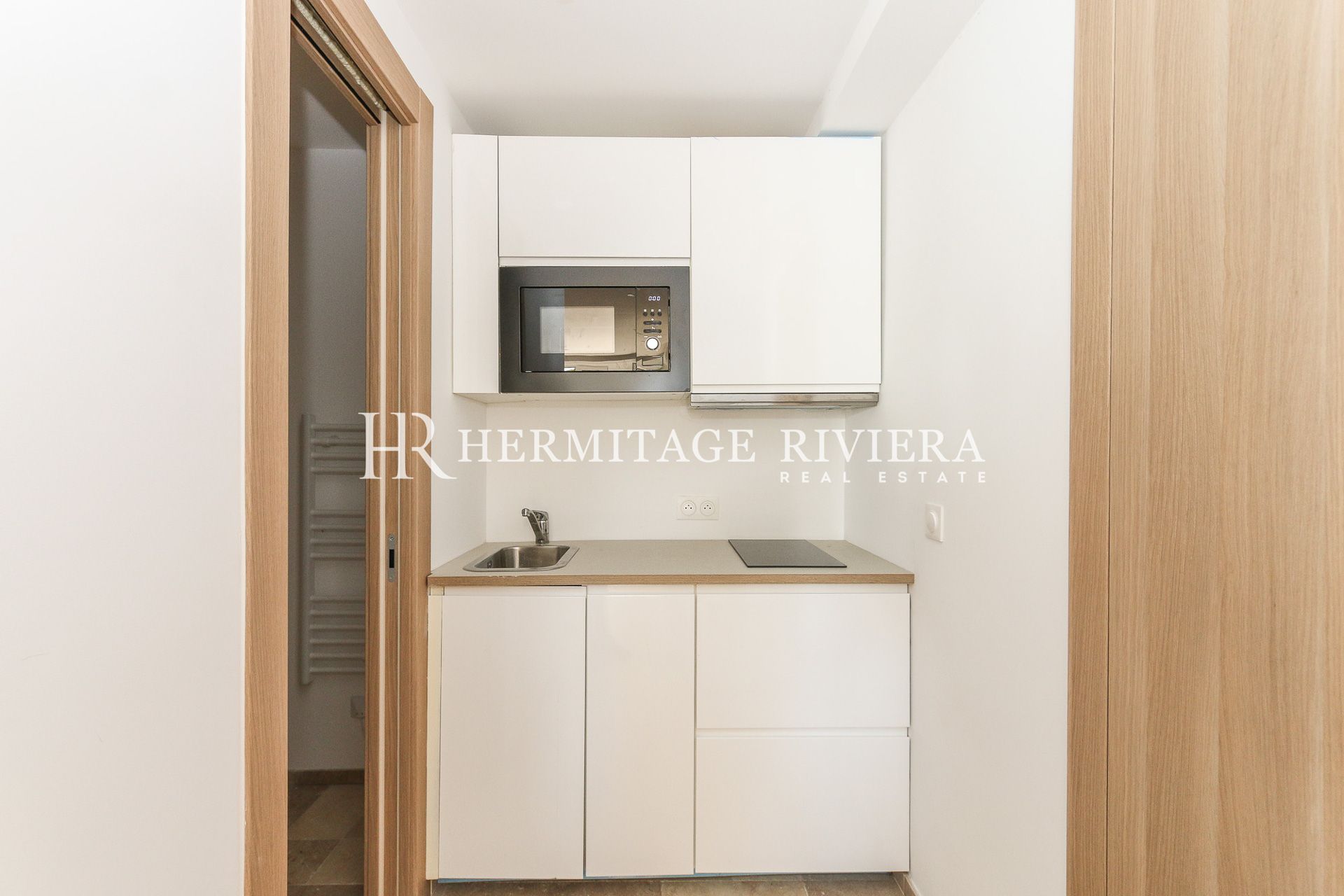 Villa reformada - Vista al mar - Cerca de playas (imagen 16)