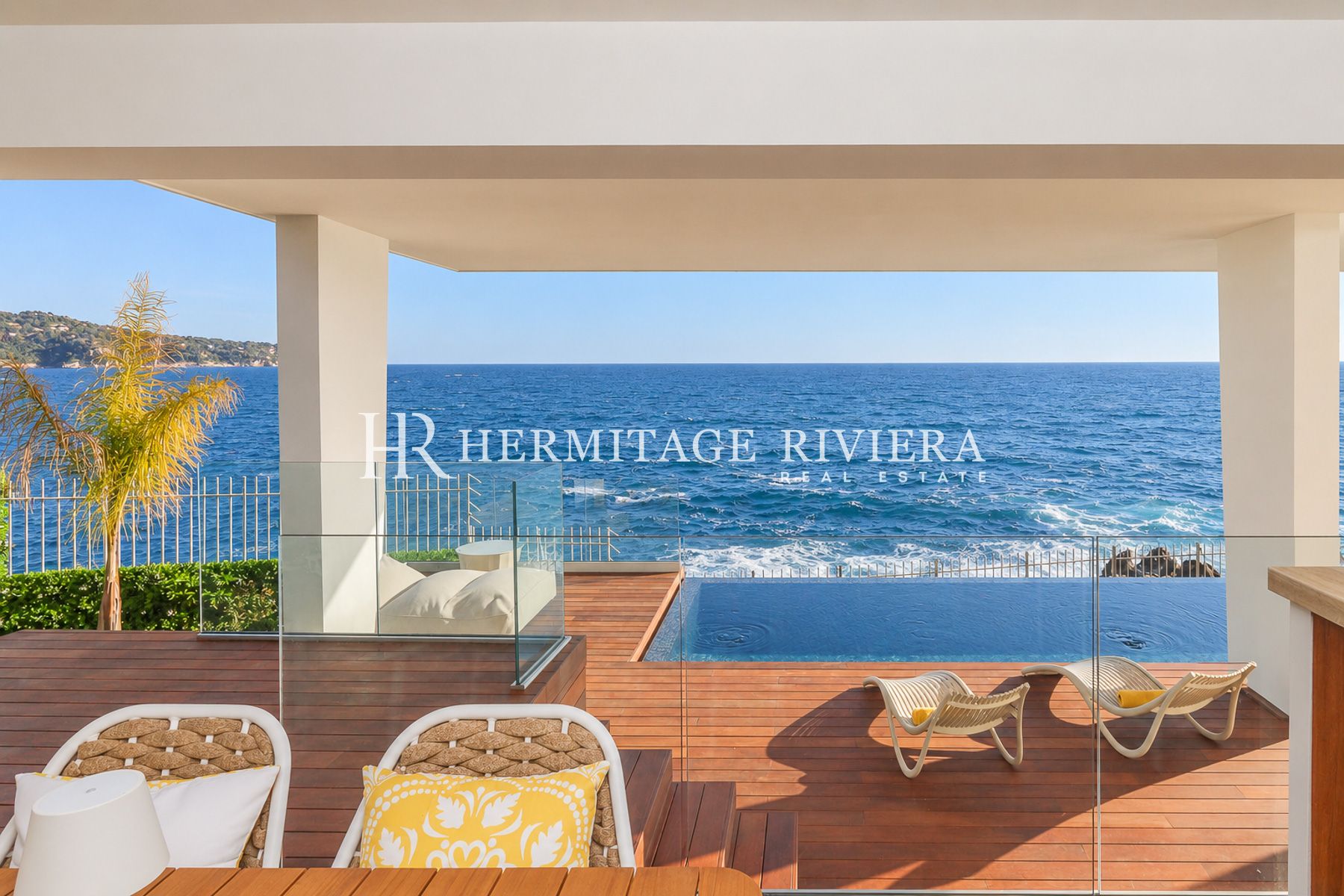 Villa à Cap-de-Nice Front de mer - Accès direct à la mer - Rénovée - Domaine fermé  (image 6)