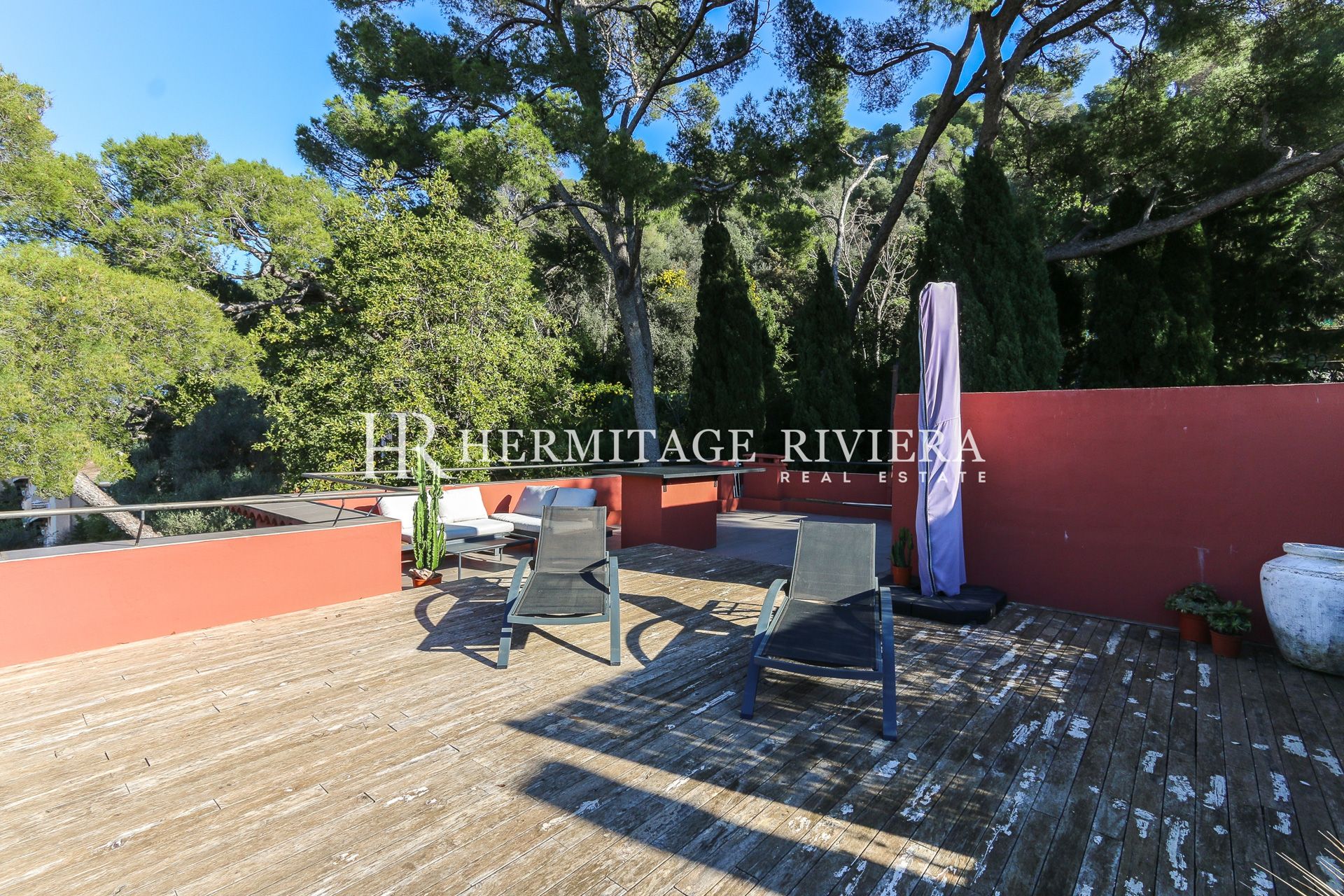 Two bedroom apartment - Roof terrace - View sea and port (image 19)