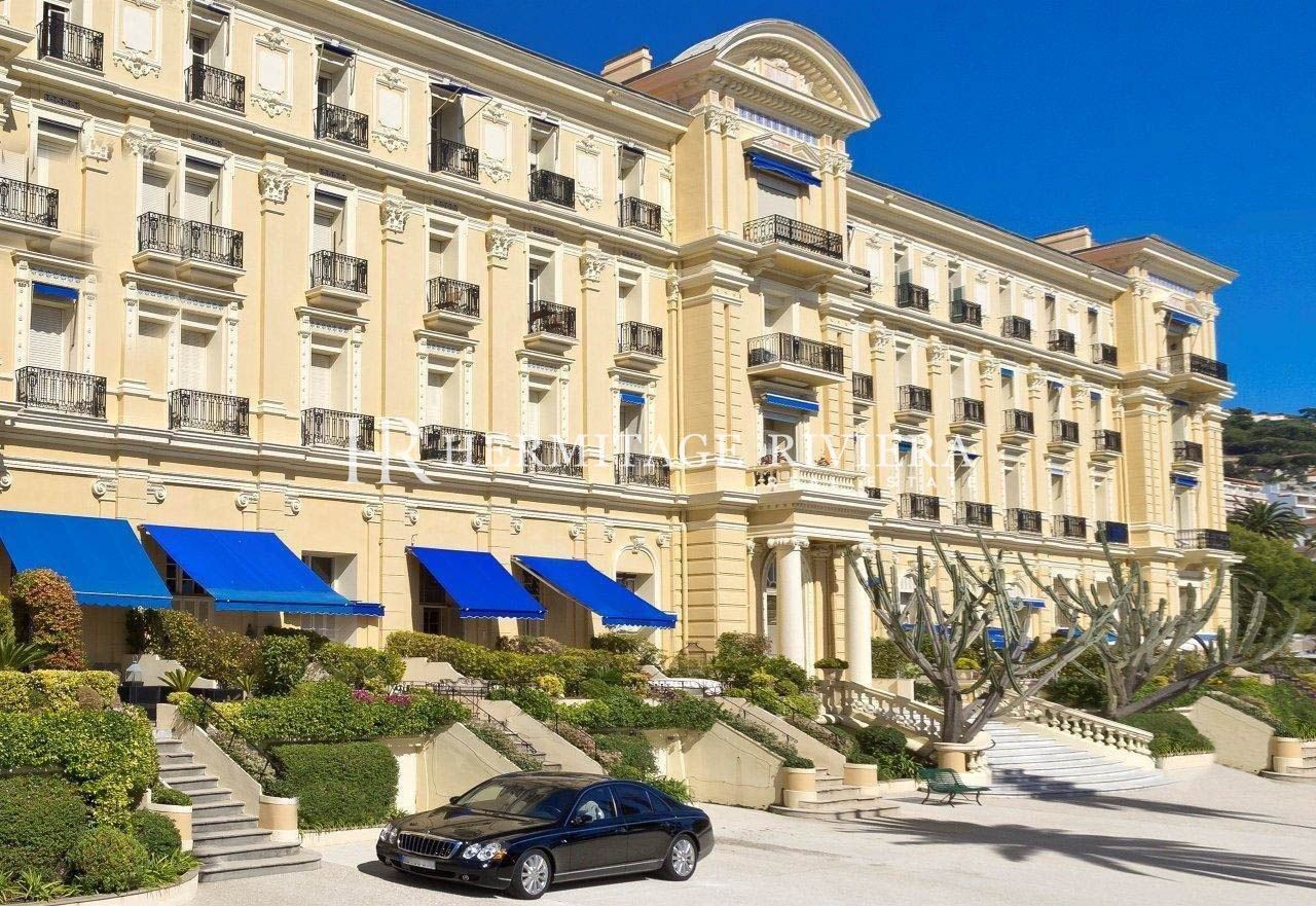 Sole Agent! Splendid apartment in bourgeoise residence Eden (image 1)