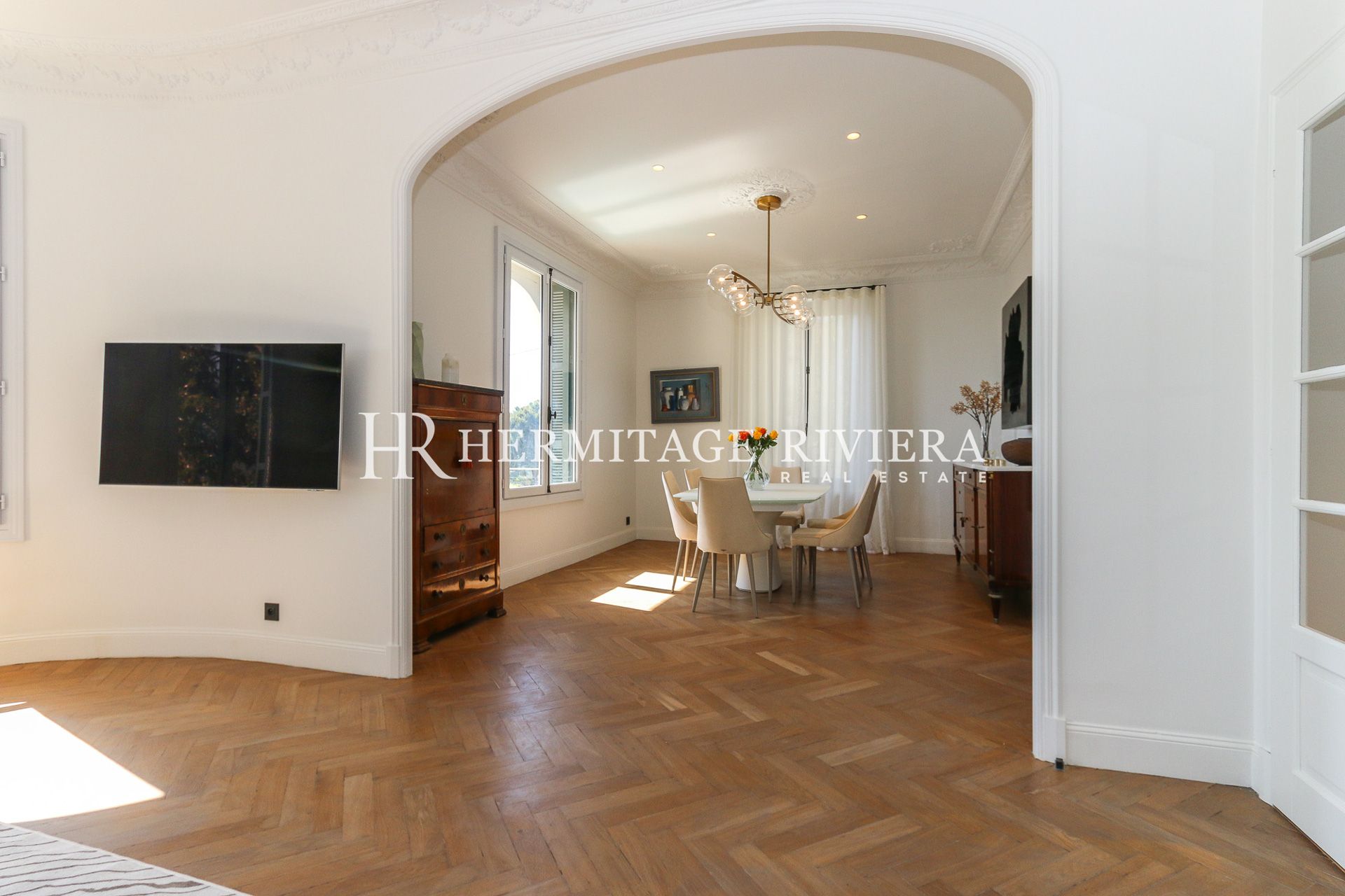 优雅的别墅,享有壮丽的景色 (图片 11)