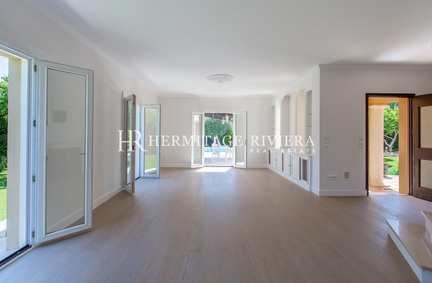 Villa in Villefranche-sur-Mer Сalm - Сlosed estate - Pool - Garden (image 12)
