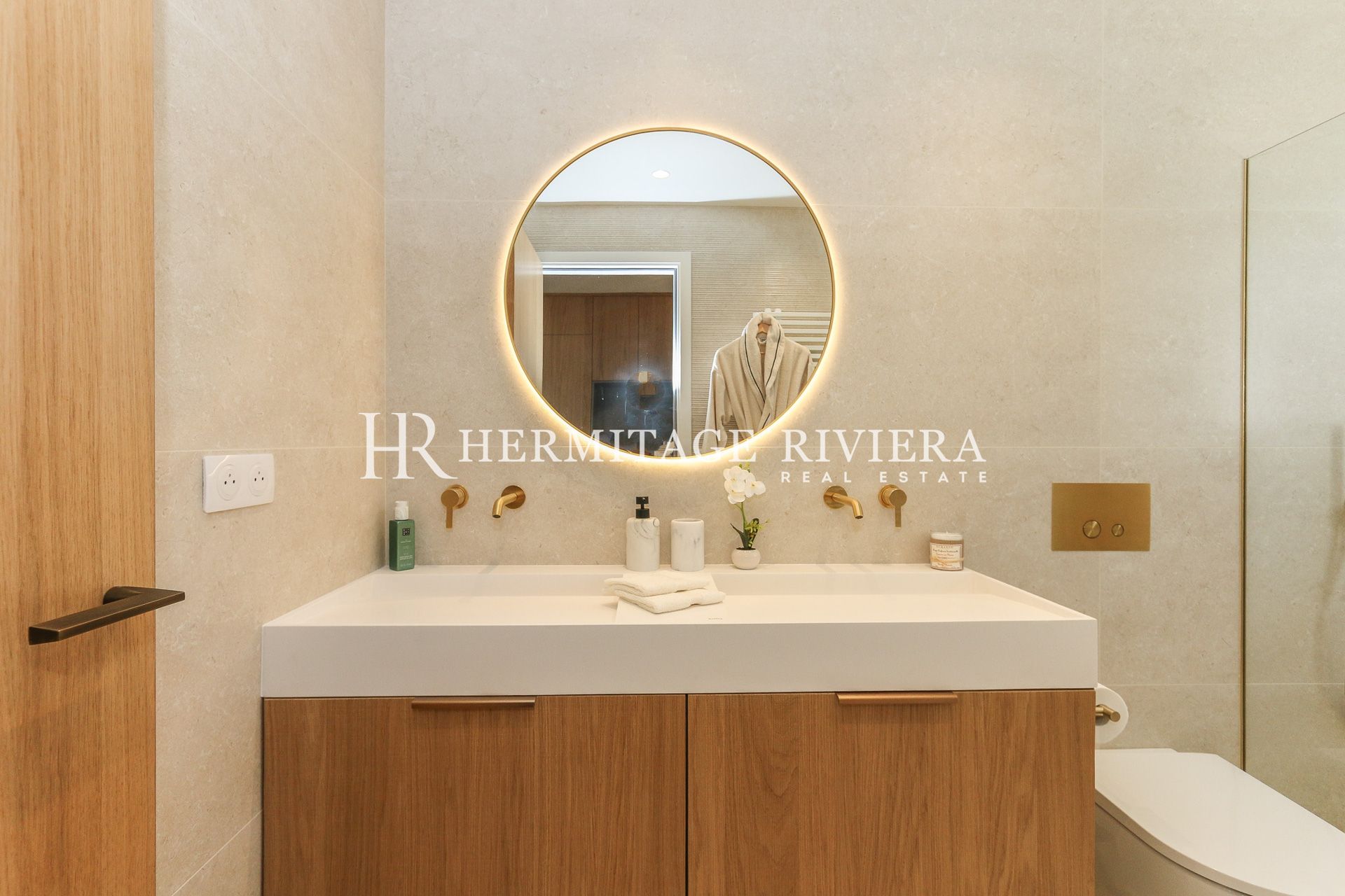 Renovated - Top floor apartment - Sea view -Terrace (image 13)