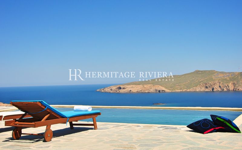 Perfekt traditionelle griechische Villa mit Aussicht