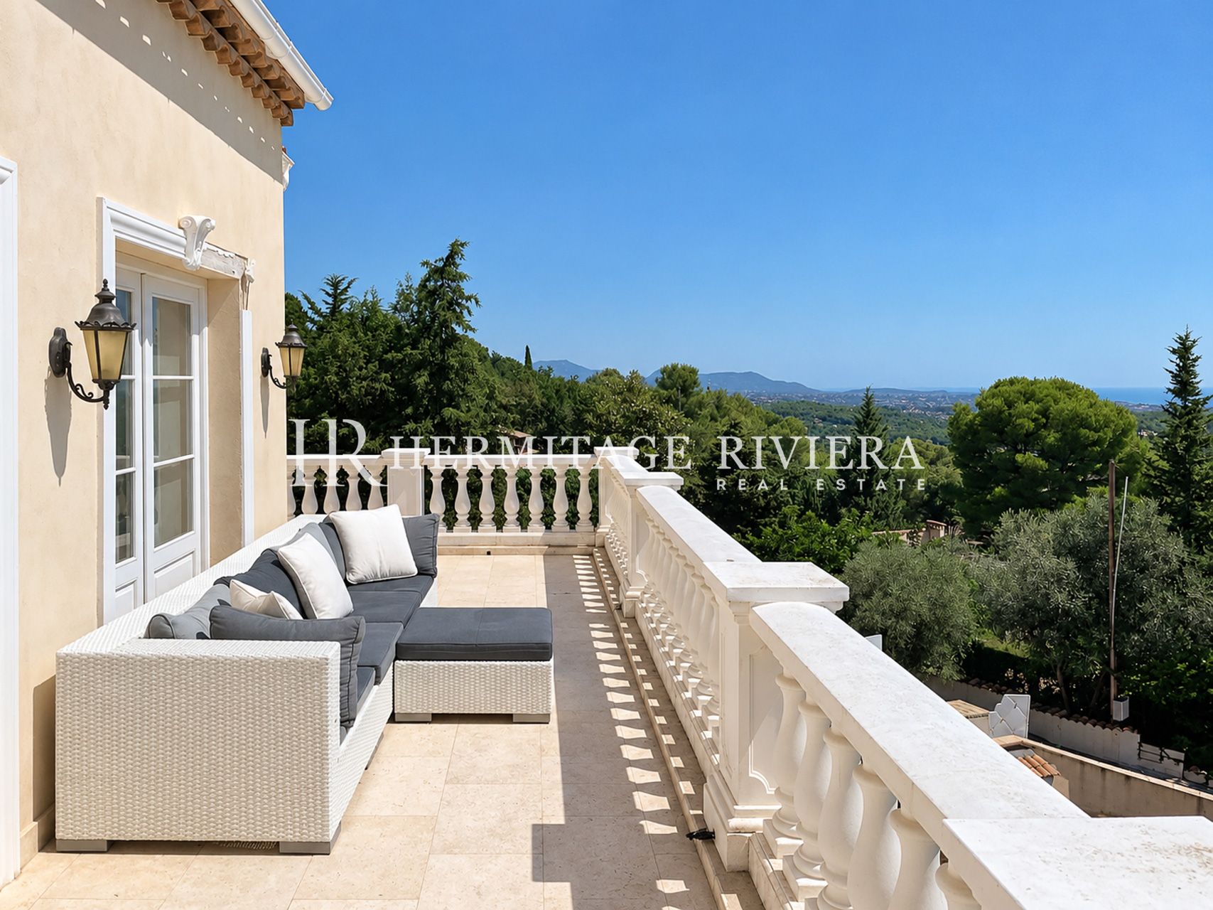 Villa i Tourrettes-sur-Loup Romslig villa med basseng (bilde 1)