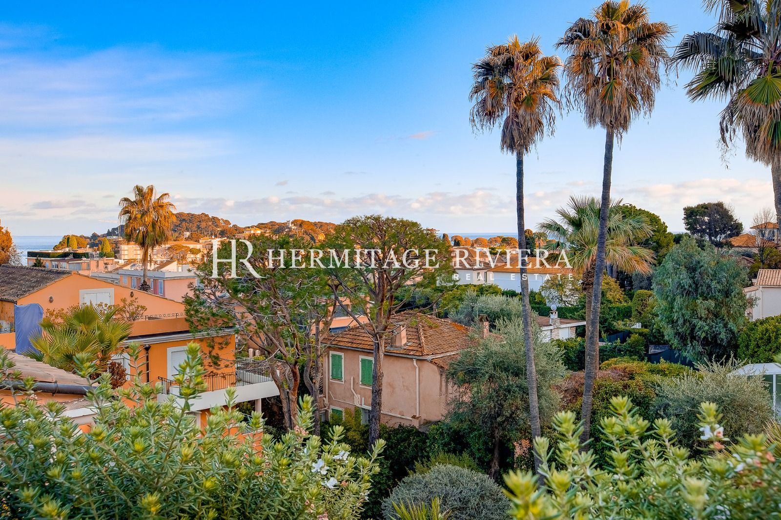 Exceptionell lägenhet med takterrass (bild 5)