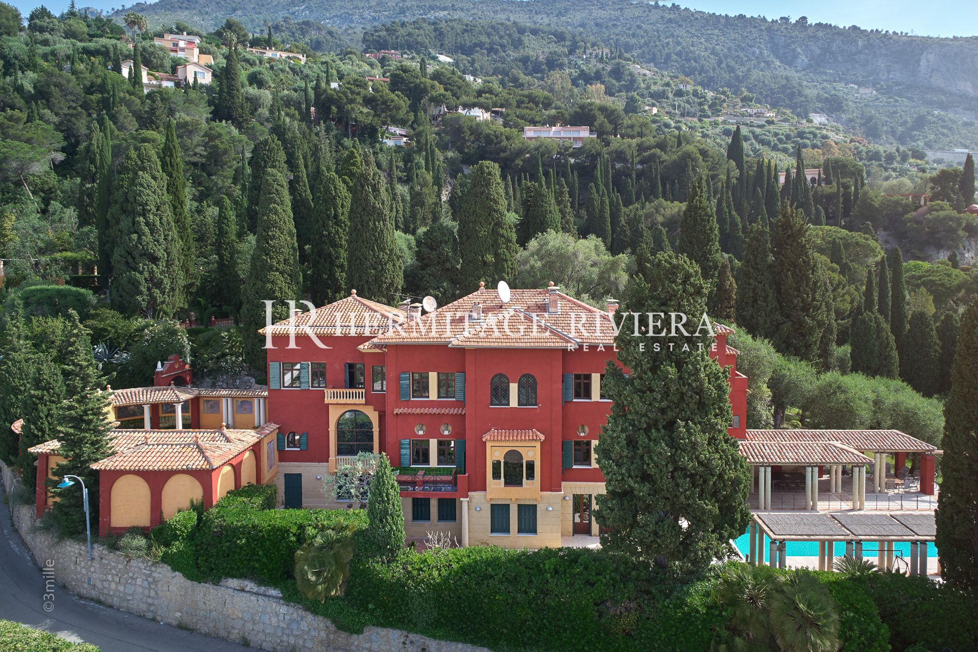 坐落在壮丽植物园中的非凡历史庄园 (图片 33)