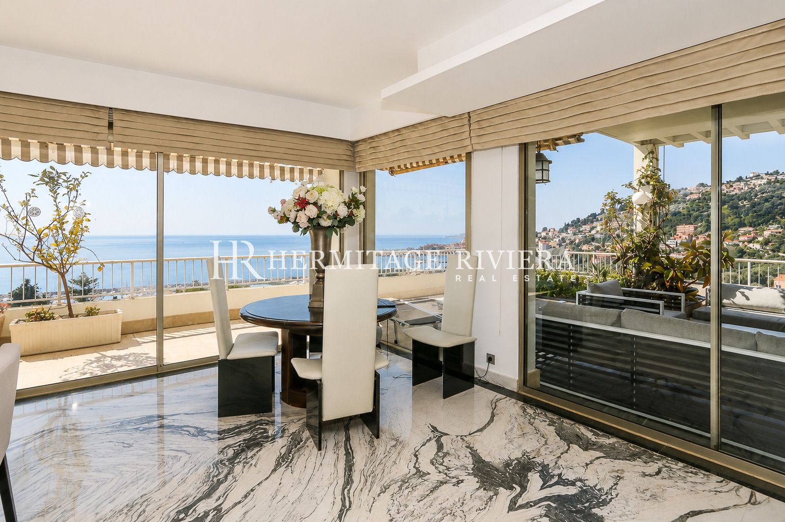 Penthouse i Menton Garavan Penthouse - Betagende panoramaudsigt over havet - Terrasse (billede 13)