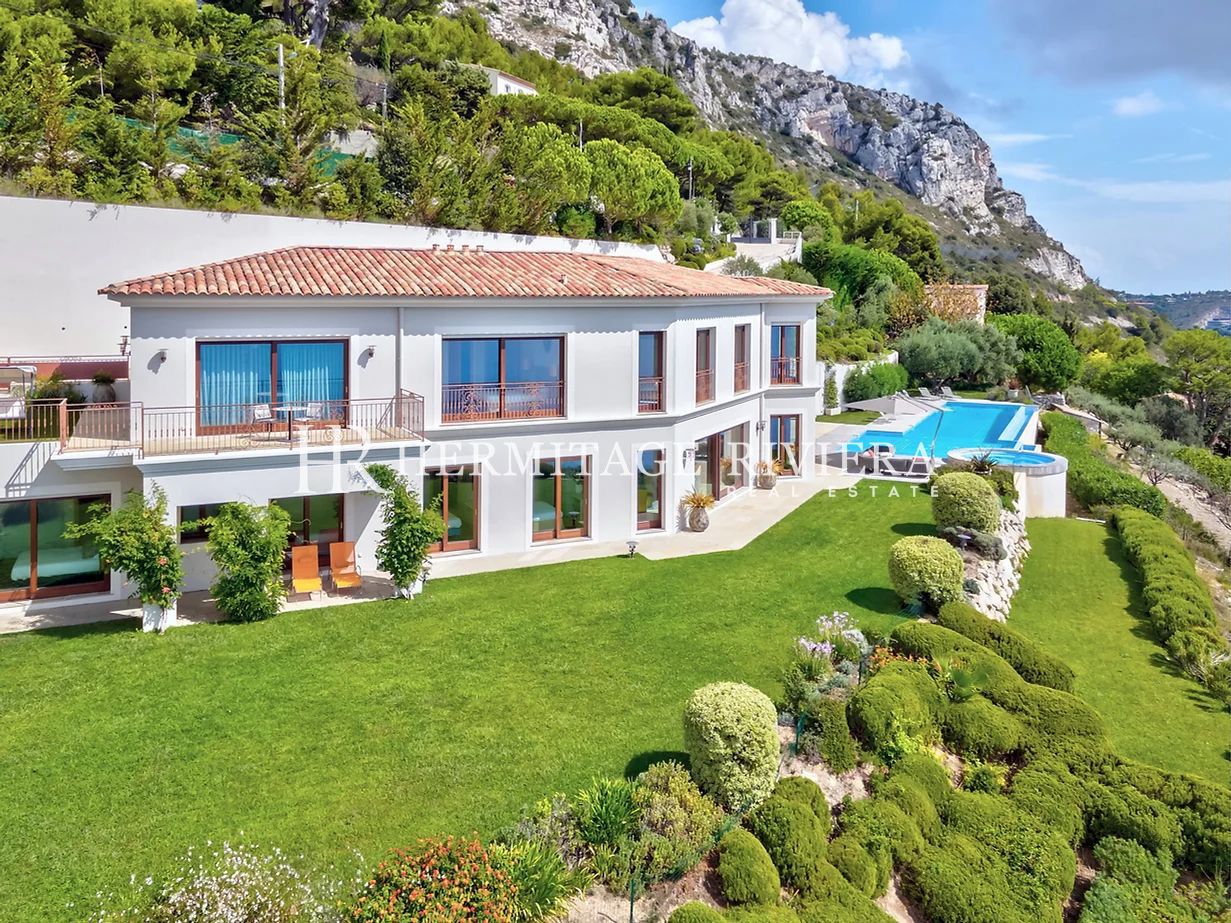Con vista sul borgo medievale - Piscina - Vista mare (immagine 29)