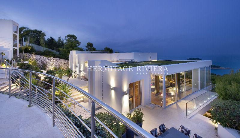 Sublim modern villa - Pool - bergbana