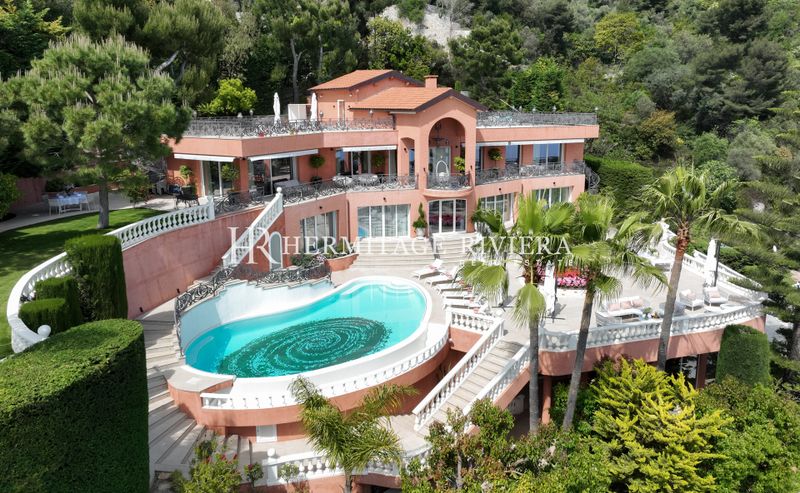 Villa mit Panoramablick auf das Meer - In der Nähe von Monaco