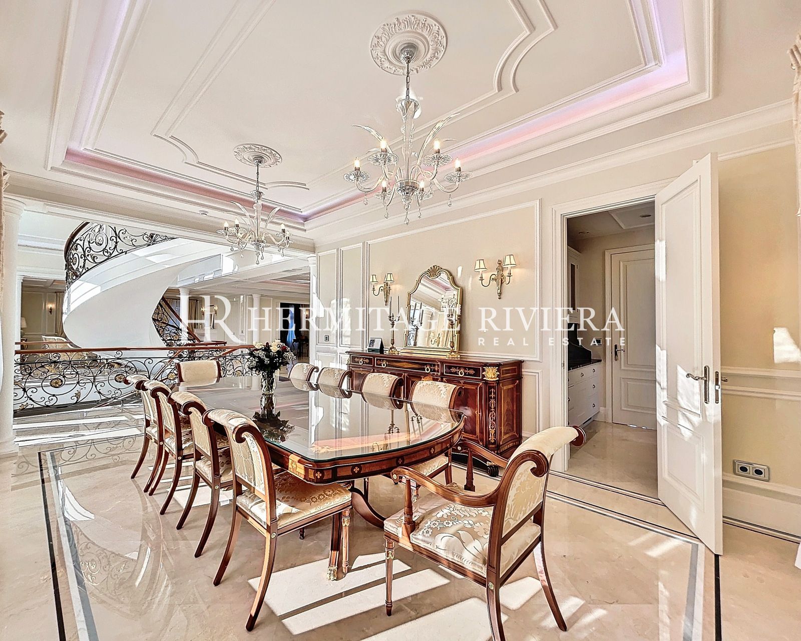 Magnificent Palace - Sea view - Tennis court - Pool (image 11)