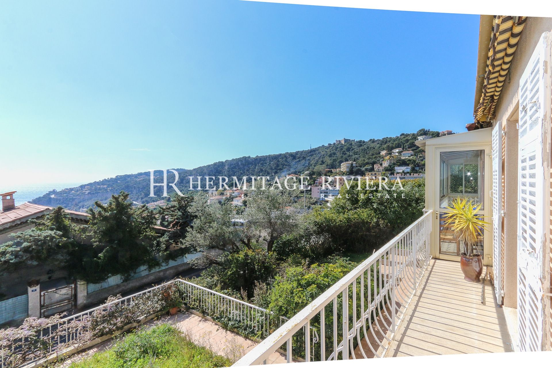 Villa to renovate - Sea view - Possible extention (image 7)