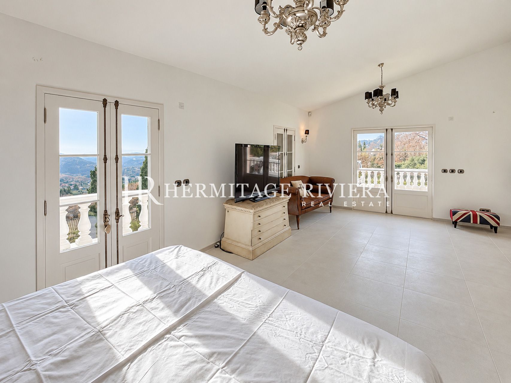Villa i Tourrettes-sur-Loup Romslig villa med basseng (bilde 16)