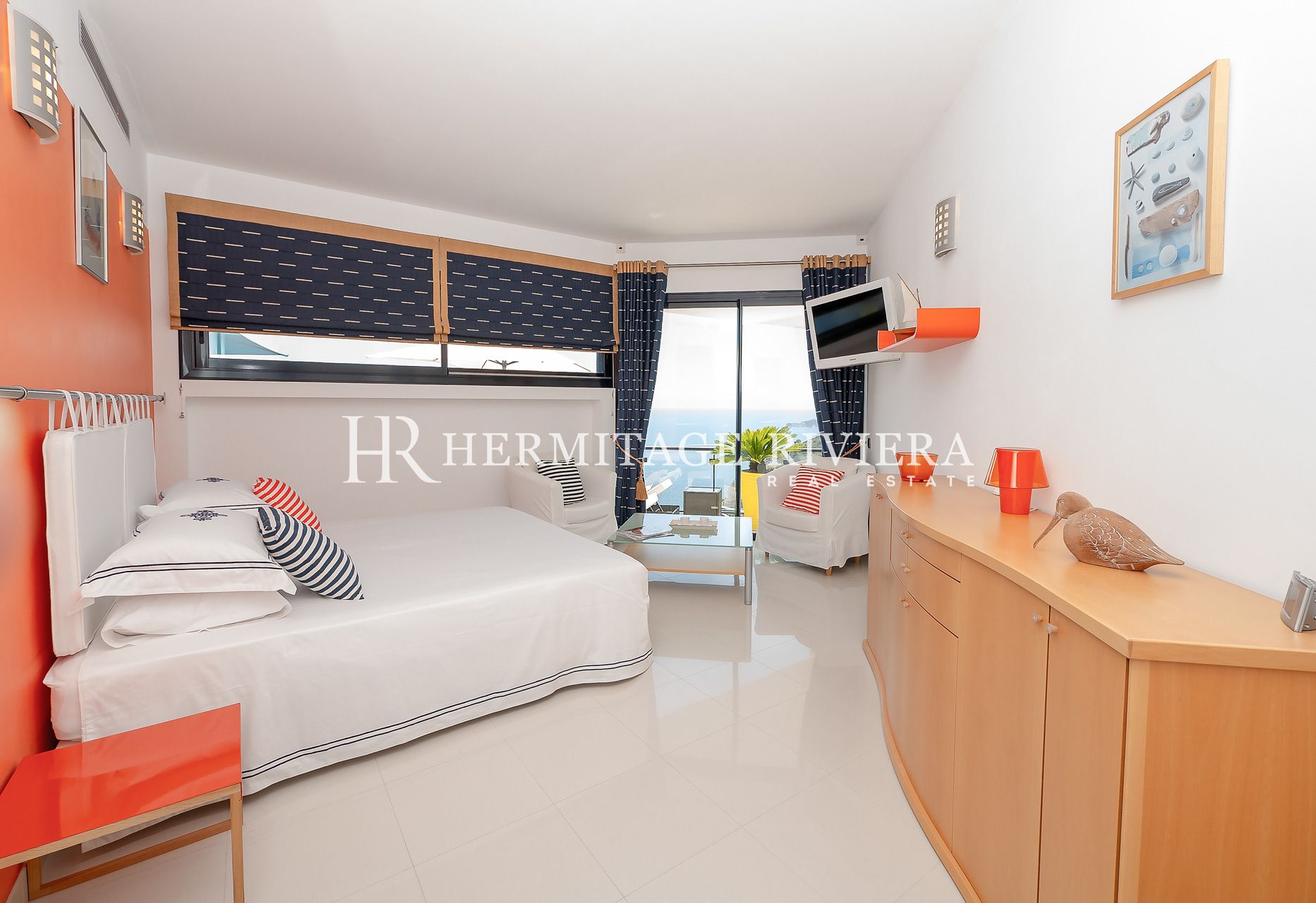 Villa moderna - Vista panoramica sul mare - Piscina (immagine 18)