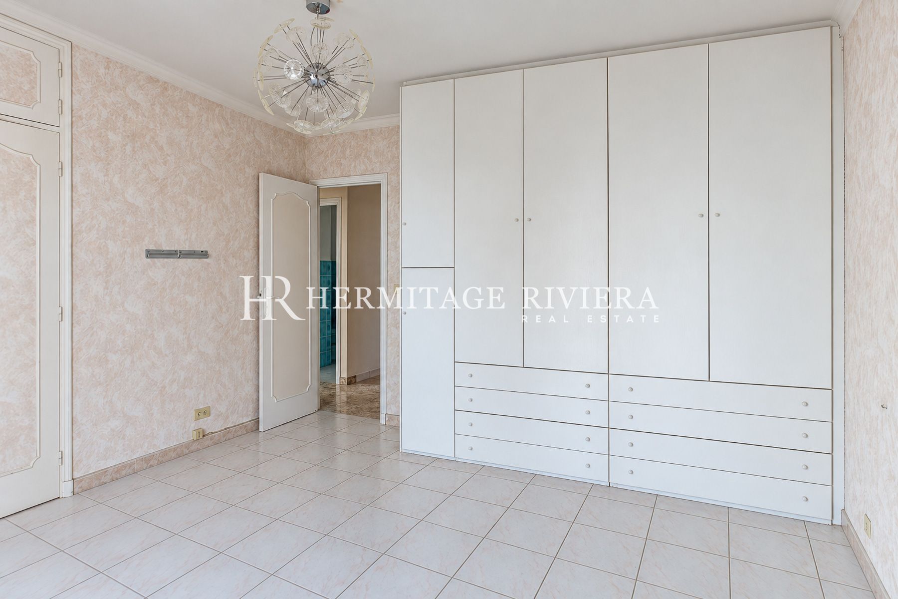 Villa à La Turbie  Villa néo-provençale - Vue mer - Près de Village La Turbie (image 17)