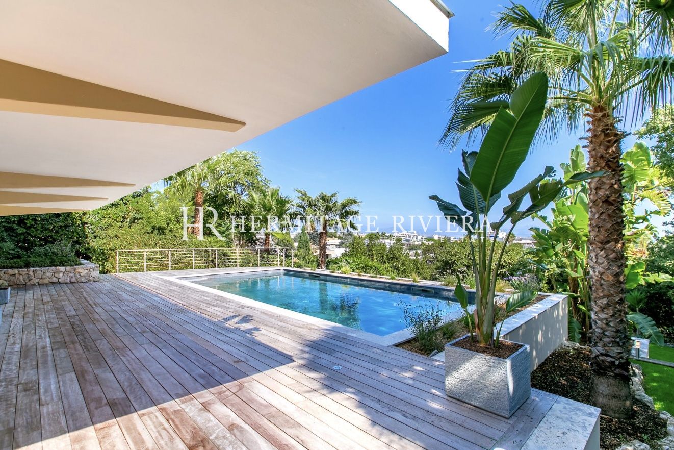 Contemporary Villa – Sea View – Pool – Close to Beach and Shops (image 6)