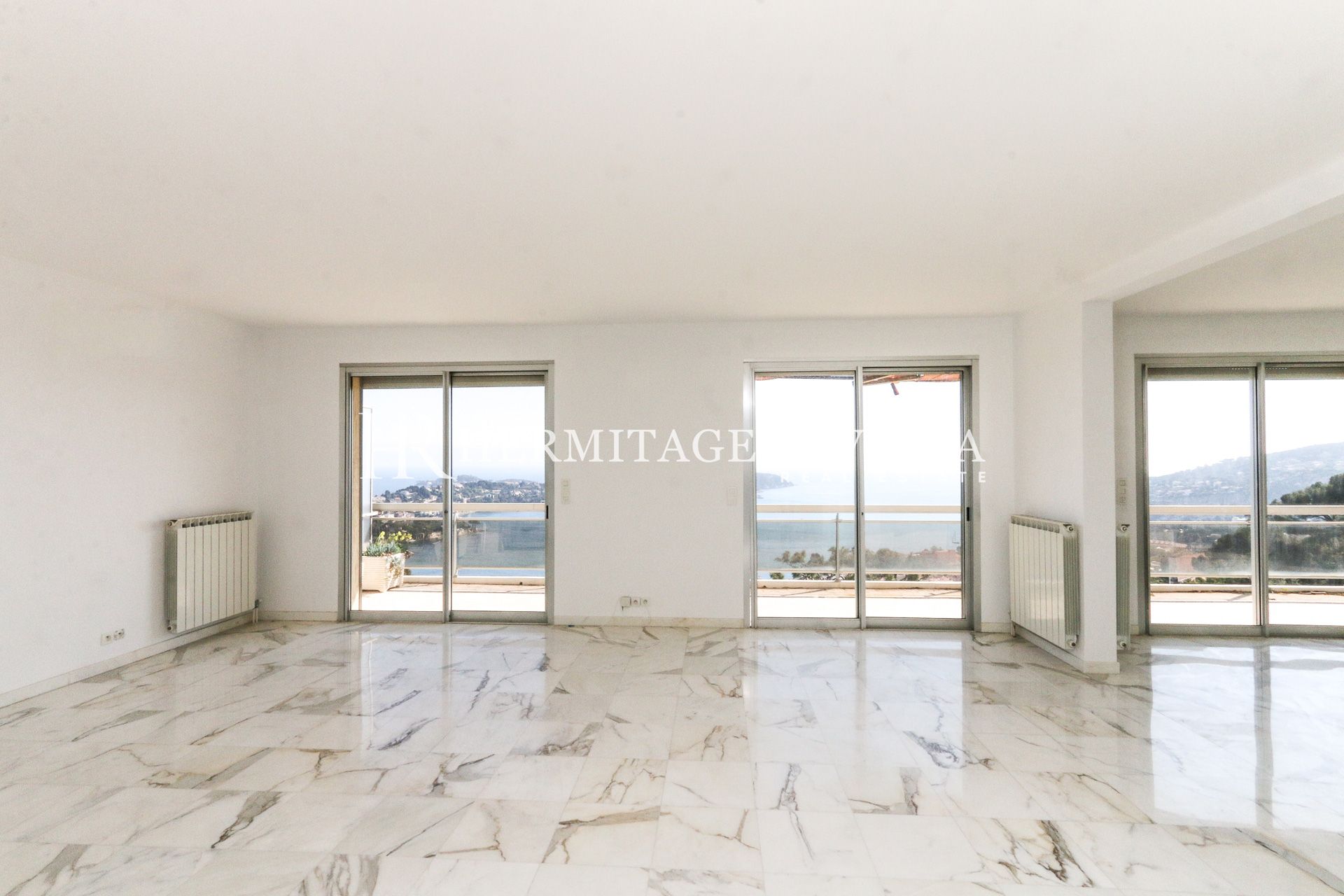 3 bedroom apartment - Penthouse - Terrace and sea view (image 4)