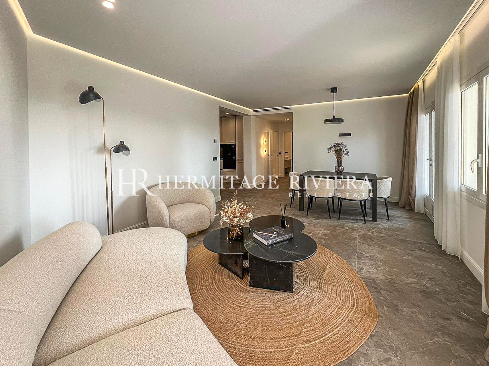  2-bedroom apartment - Renovated - Terrace - Panoramic Sea views (image 4)
