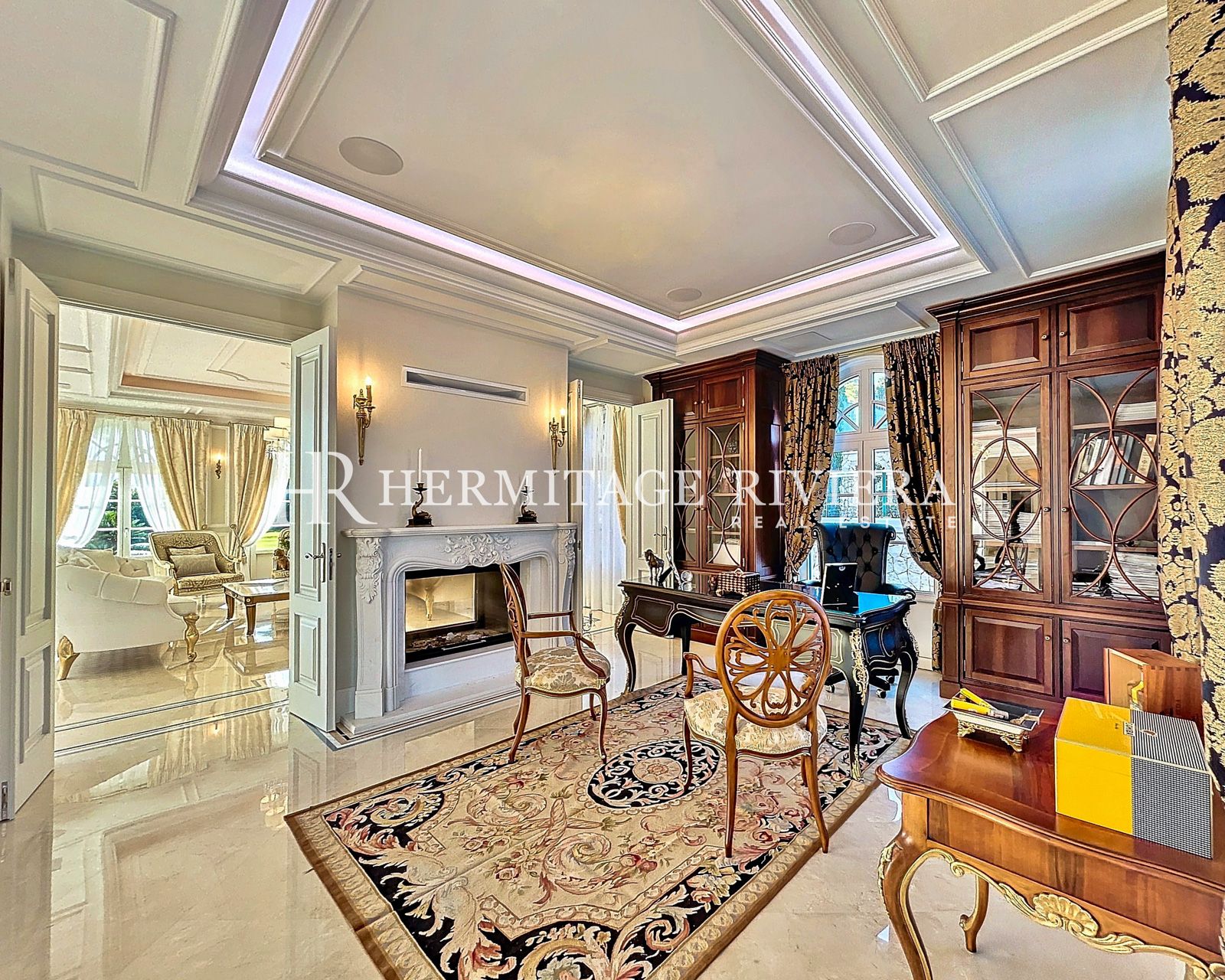 Magnificent Palace - Sea view - Tennis court - Pool (image 12)