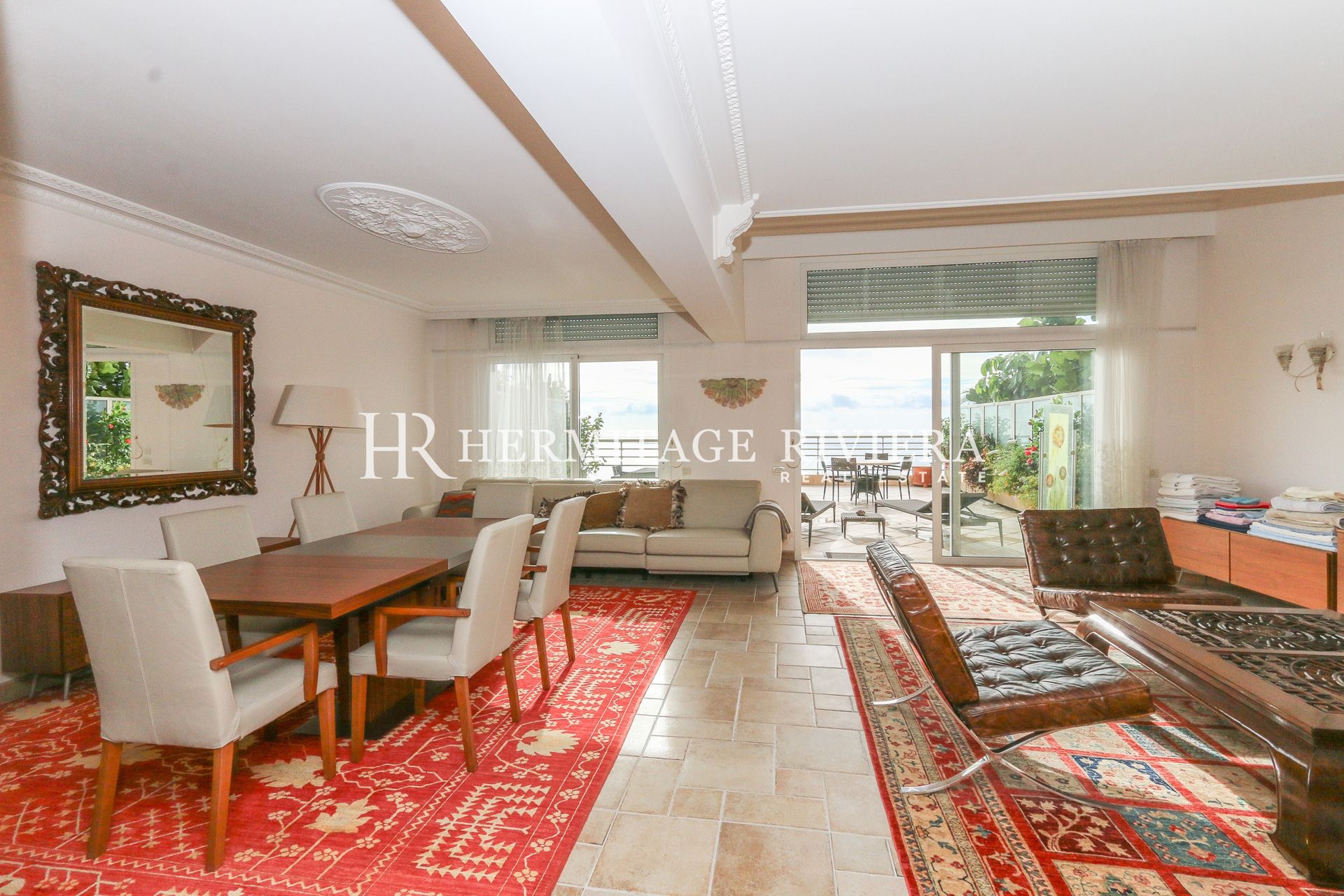 2 bedroom apartment - Duplex - View Monaco - Pool (image 10)