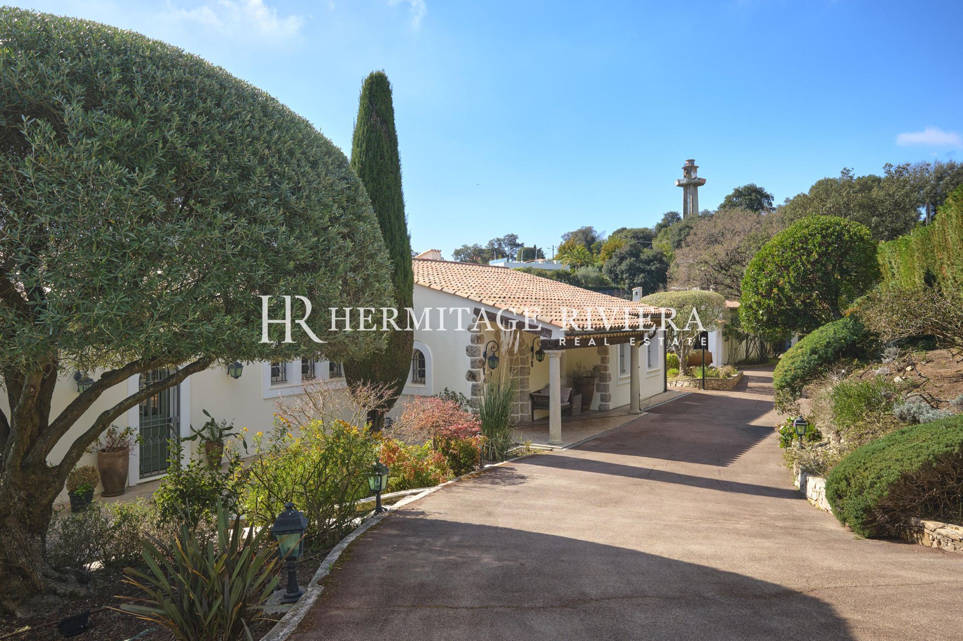 Красивое владение с видом на море (изображение 26)