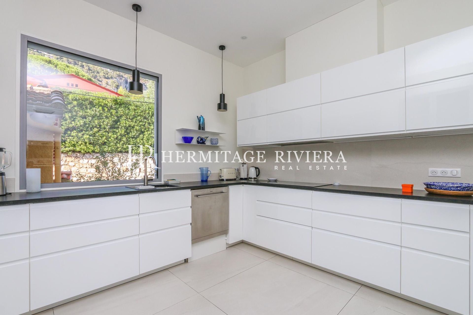 Proprietà di charme - Piscina - Vista mare (immagine 9)