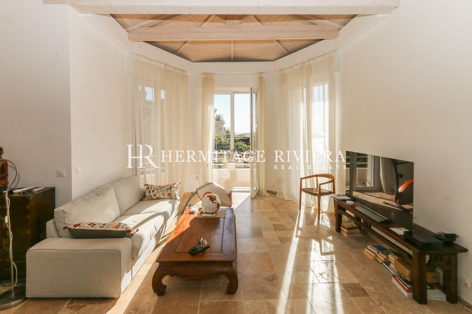 Villa reformada - Vista al mar - Cerca de playas (imagen 8)